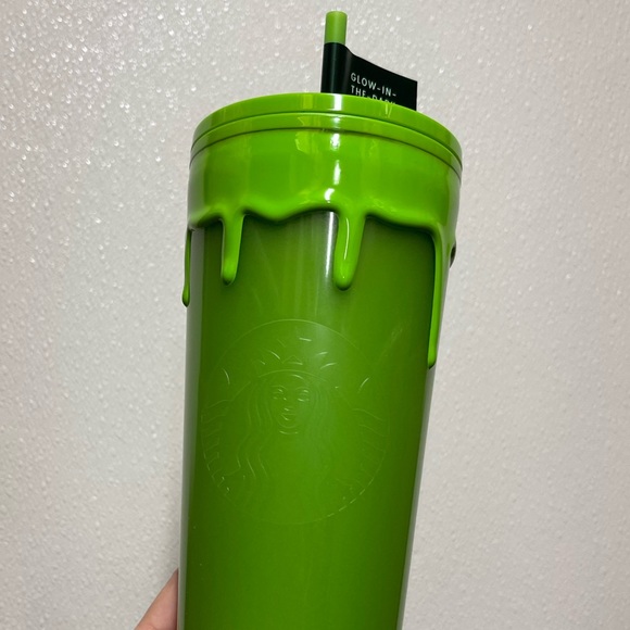 Starbucks Halloween cup - Picture 2 of 2